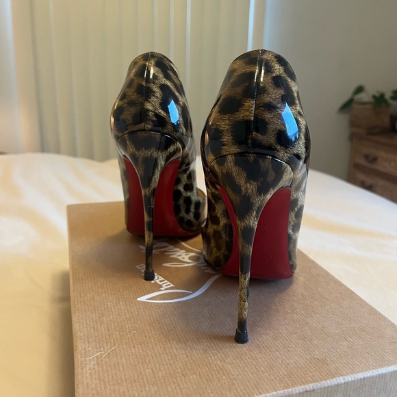 Christian Louboutin heels - Picture 2 of 3